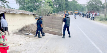 गण्डक नहर किनारका अतिक्रमित संरचना हटाउन थालियो