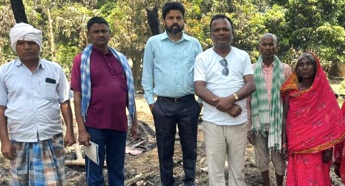 आगलागी पीडितलाई राहत वितरण तथा घर बनाइदिने प्रतिबद्धता