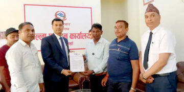 आइतबारको बिदा खारेज गर्न मागः प्रशासन र महानगरलाई अभिभावक संघको ज्ञापनपत्र