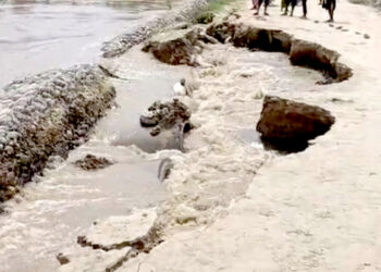 कमला नदीको डाइभर्सन भासियो, सिरहा-धनुषा आवागमन पूर्ण रूपमा अवरुद्ध
