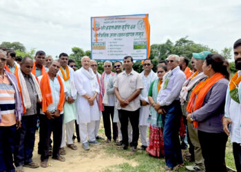 जगरनाथपुरमा ‘समृद्धिका लागि वन’ अभियान तीव्र, ७ बिघा ऐलानी जग्गामा १,५०० बिरुवा रोपियो