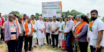 जगरनाथपुरमा ‘समृद्धिका लागि वन’ अभियान तीव्र, ७ बिघा ऐलानी जग्गामा १,५०० बिरुवा रोपियो