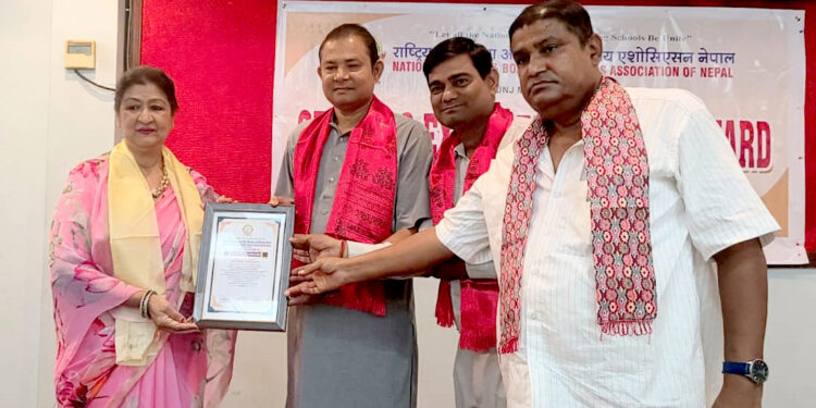 एसईईमा उत्कृष्ट नतिजा ल्याउने ५६ जना विद्यार्थी सम्मानित