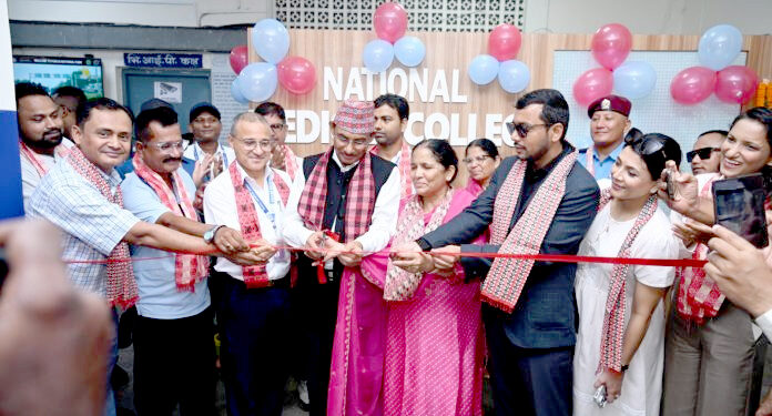 सिमरा विमानस्थलमा निःशुल्क स्वास्थ्य सहायता कक्ष