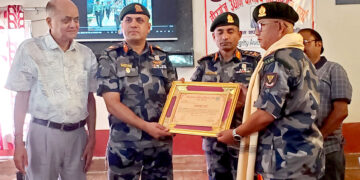 डिएसपी अधिकारी बेस्ट इन्ट्रिग्रिटी अर्वाबाट सम्मानित