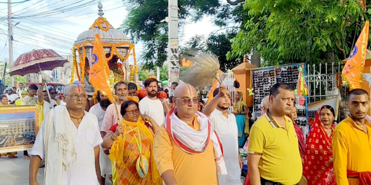 मिथिलाञ्चलमा सुरु भयो झुलोनोत्सव, जनकपुरधामका मठमन्दिरमा विशेष रौनक