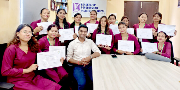 लिटिल बडी प्रि-स्कूलका शिक्षकलाई प्रभावकारी शिक्षण अभ्याससम्बन्धी प्रशिक्षण