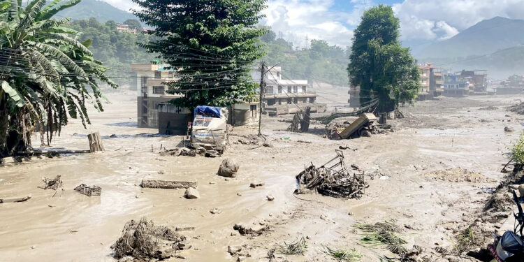 रसुवा बाढीपछि मधेशका १० जना सम्पर्कमा, अझै ११६ जना बेपत्ता
