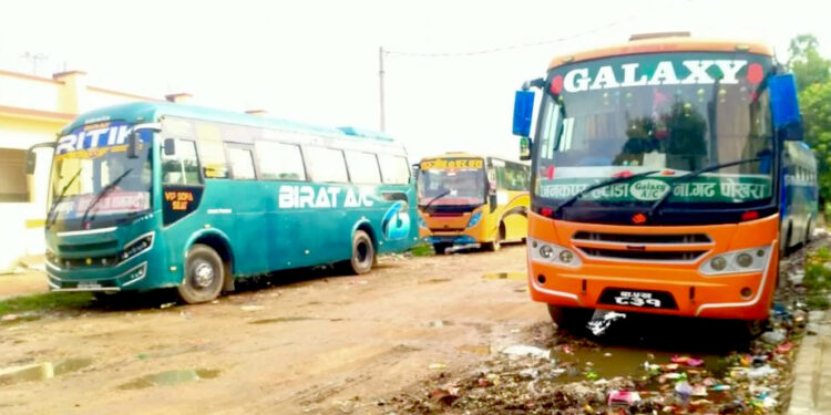 चार वर्षदेखि अलपत्र जनकपुरको बसपार्क, यात्रु चोकचोकबाट बस चढ्न बाध्य