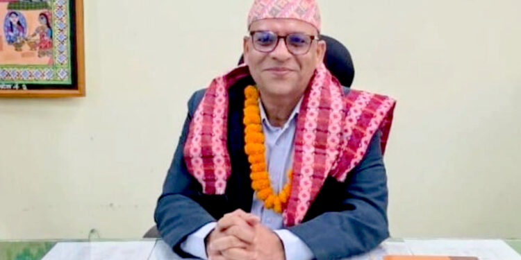 रौतहटका सिडिओ भुसालको सरुवा, पौडेलले सम्हाल्ने प्रशासनको कमान्ड