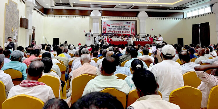 नेकपा एमाले वीरगंज महानगर कमिटि चयनसम्बन्धी विवाद समाधान गर्न निर्देशन