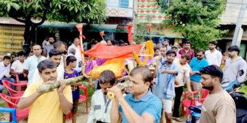 बाढीमा बेपत्ता आरभ र आलोकको शव भेटिएन, परिवारले कुशको शव बनाएर गरे अन्तिम संस्कार