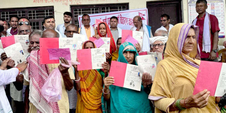 १ हजार ११० परिवारलाई जग्गाधनी लालपुर्जा वितरण अभियान तीब्र