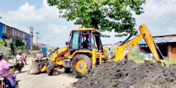 चार वर्षदेखि थुनिएको पानीको निकास खुल्यो, वीरगंजका तीन वडाका बस्तीले पाए राहत