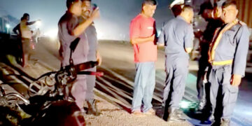 ग्यास बोकेको ट्रकले मोटरसाइकललाई ठक्कर दिँदा दुई जनाको मृत्यु