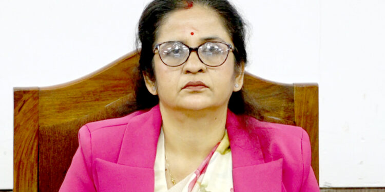 सिर्सिया खोलामा गरि रहेको प्रदूषण रोक्न उद्योगहरुलाई एक हप्ते अल्टिमेटम