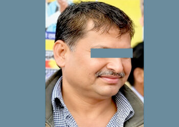 प्रहरीको पहुँच देखाएर थुनुवा छुटाउने भन्दै १ लाख असुलेको आरोपमा वडाध्यक्षका प्रत्याशी पक्राउ