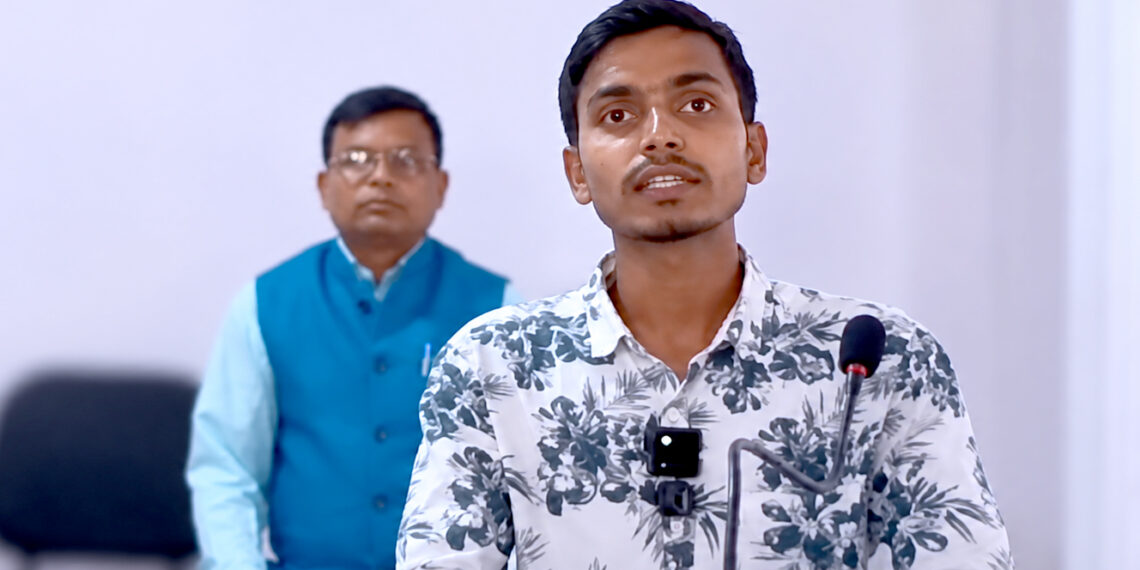 भ्रष्टाचारको उजुरीपछि बुवा-छोरालाई धम्कीः झुटा मुद्दामा फसाउने षड्यन्त्र, निष्पक्ष छानविनको माग