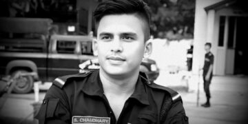 फरार प्रतिवादी खोज्न खटिएका प्रहरी जवानको दुर्घटनामा मृत्यु, श्रीमती आईसीयूमा