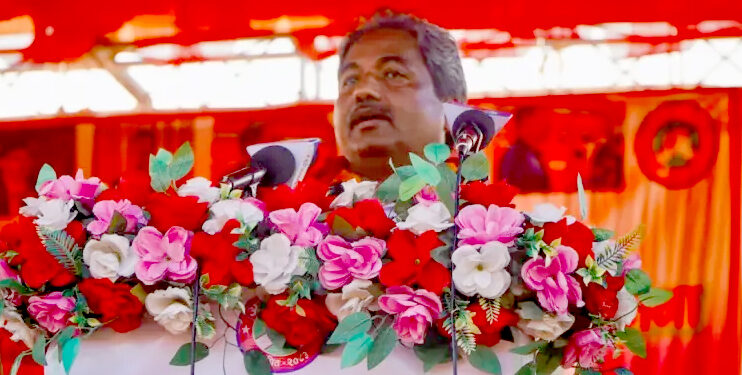 प्रधानमन्त्री बालेनलाई असफल बनाउन रास्वपाभित्रै षड्यन्त्र भइरहेको प्रभु साहको आरोप
