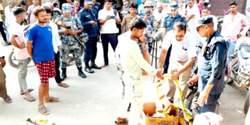 चाडपर्वको मौका छोपी म्याद गुज्रिएका खाद्य सामग्री बिक्री गर्ने दुईवटा पसललाई १५ हजार जरिवाना